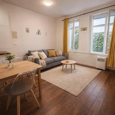 Apartment Sublime A Montmartre Paris