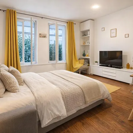 Sublime A Montmartre Apartment